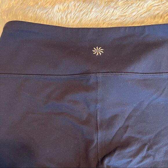 Athleta cropped leggings    - Picture 4 of 4